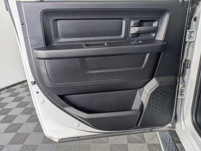 2024 RAM 1500 Classic Tradesman Crew Cab 4x2 5'7" Box