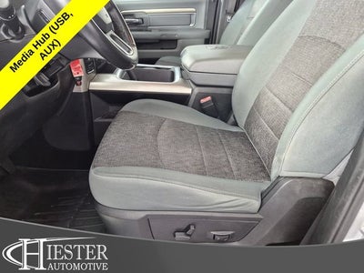 2017 RAM 1500 Big Horn Crew Cab 4x4 5'7" Box