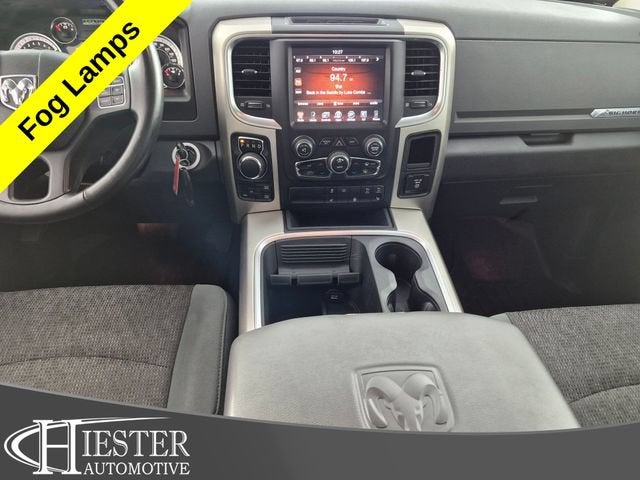2017 RAM 1500 Big Horn Crew Cab 4x4 5'7" Box