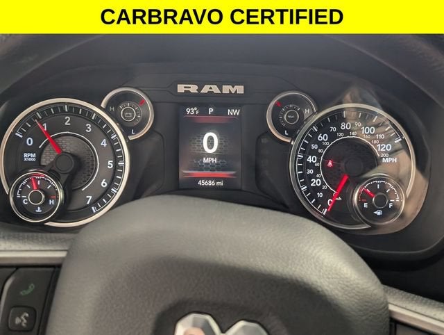2024 RAM 1500 Tradesman Crew Cab 4x4 5'7" Box