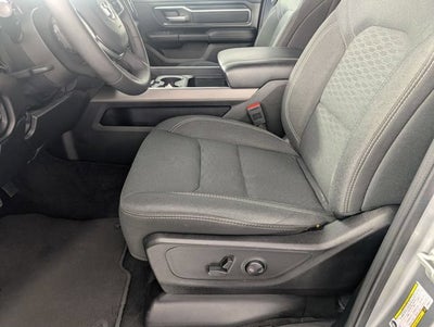 2025 RAM 1500 Big Horn Crew Cab 4x4 5'7" Box