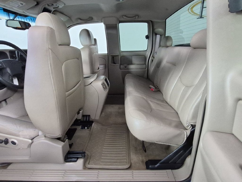 2004 Chevrolet Silverado 1500 LT