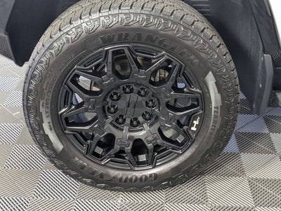 2024 GMC HUMMER EV SUV 2X