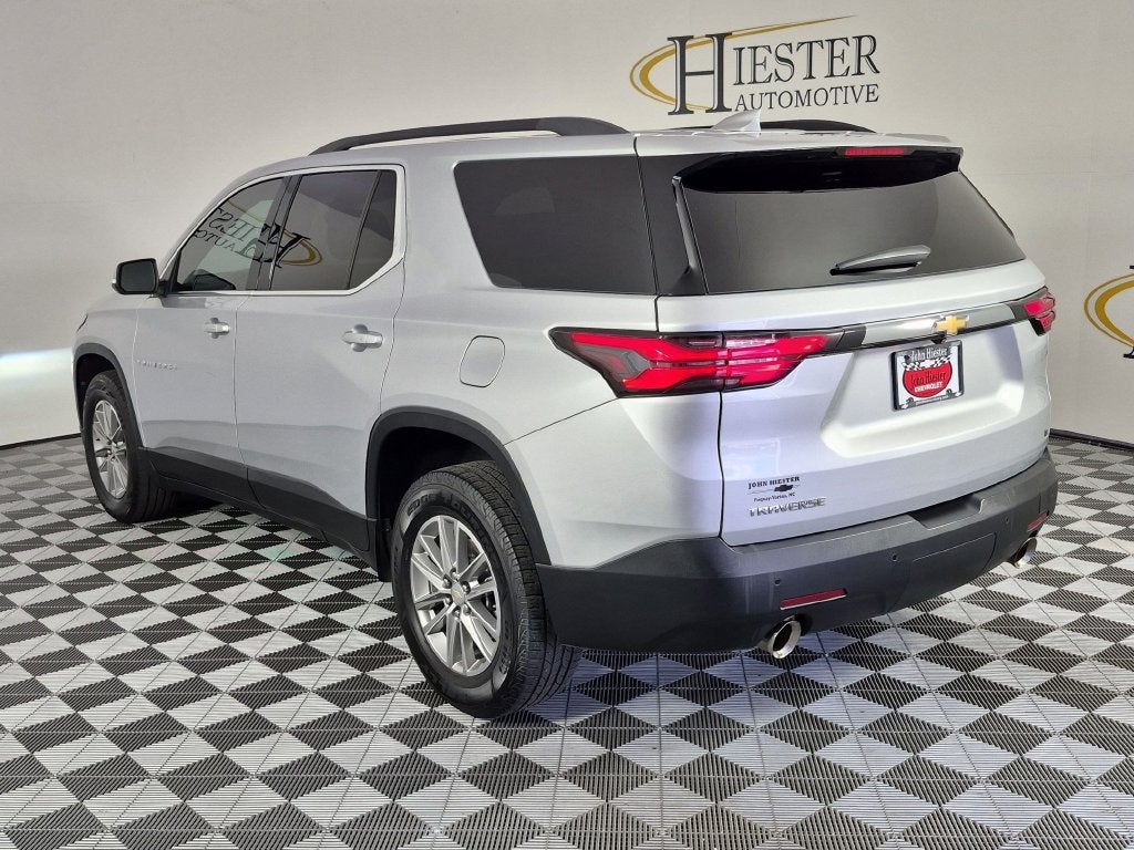 2022 Chevrolet Traverse LT Leather