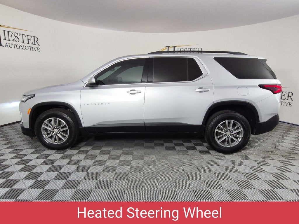 2022 Chevrolet Traverse LT Leather