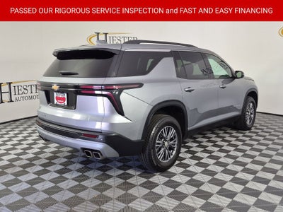2025 Chevrolet Traverse LT