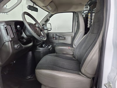2022 GMC Savana Cargo 2500 RWD 2500 Regular Wheelbase Work Van