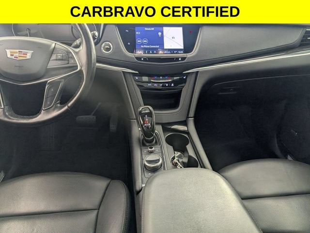 2022 Cadillac XT5 Premium Luxury