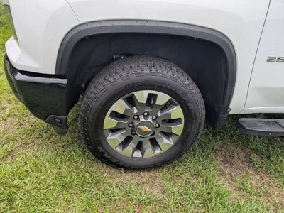 2025 Chevrolet Silverado 2500 HD Custom