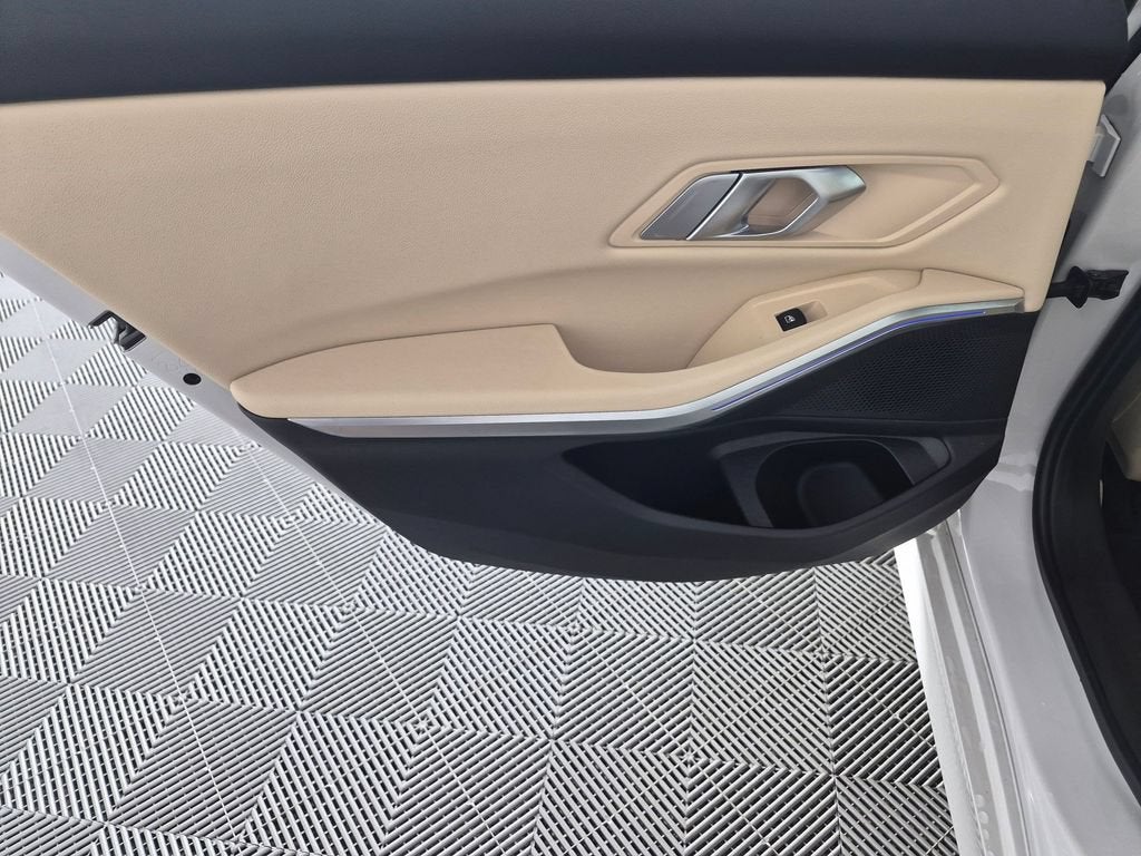 2022 BMW 330i 330i