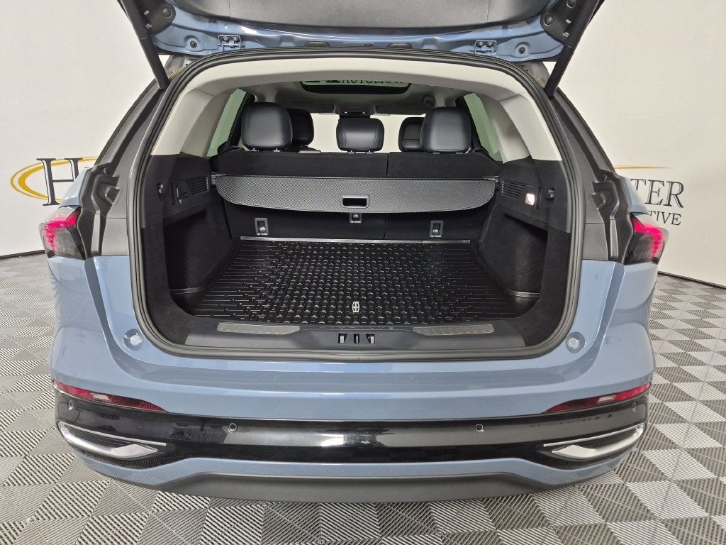 2025 Lincoln Nautilus Reserve