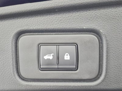 2025 Nissan Pathfinder SV FWD
