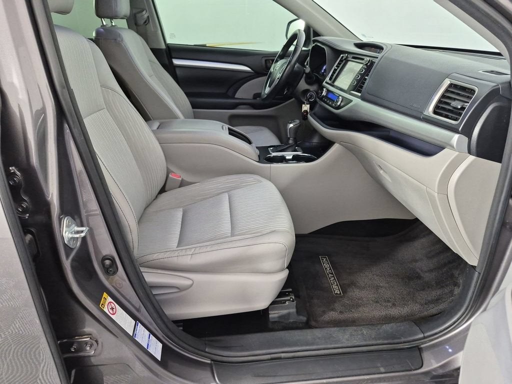 2018 Toyota Highlander LE