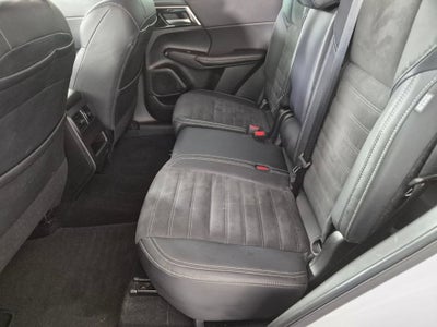 2023 Mitsubishi Outlander SE 2.5 2WD