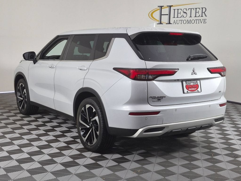2023 Mitsubishi Outlander SE 2.5 2WD