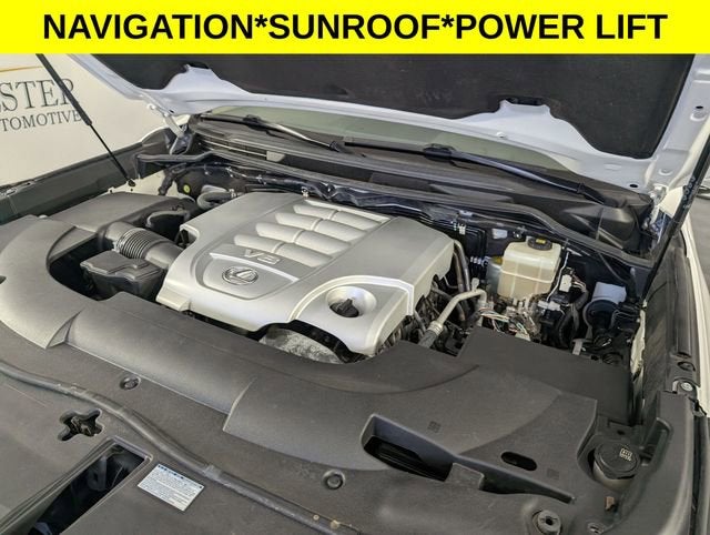 2019 Lexus LX 570 Two-Row