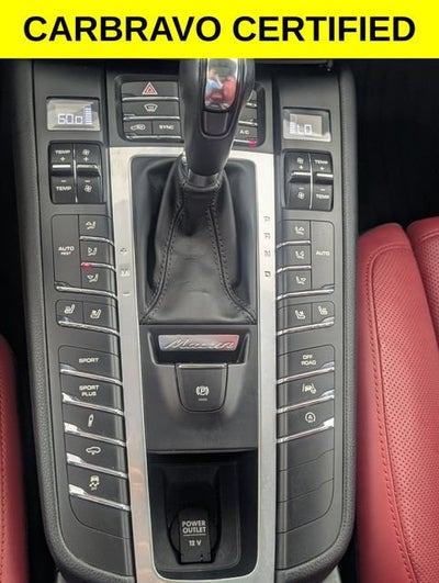 2017 Porsche Macan Turbo