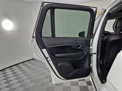 2020 Volvo XC90 T5 Momentum 7 Passenger
