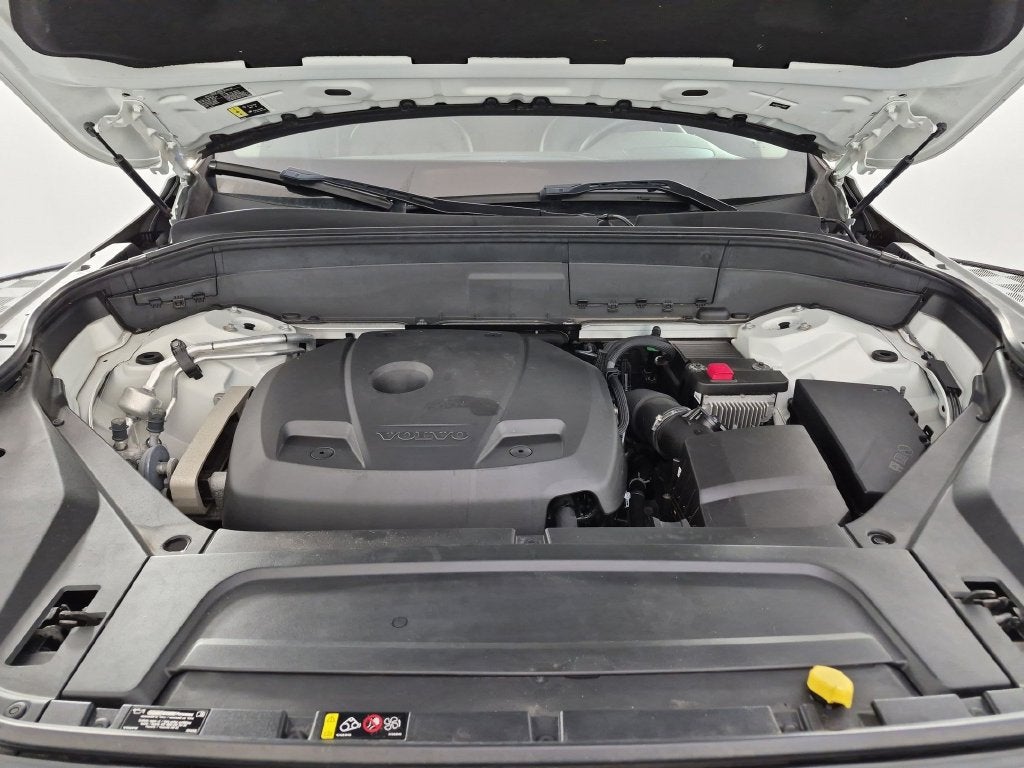 2020 Volvo XC90 T5 Momentum 7 Passenger