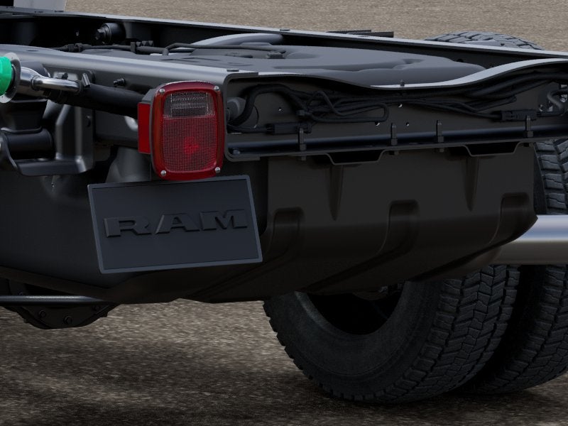 2026 RAM 5500 Chassis Cab RAM 5500 BIG HORN CHASSIS CREW CAB 4X4 60' CA