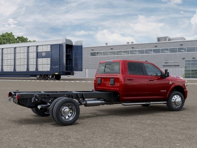 2026 RAM 5500 Chassis Cab RAM 5500 BIG HORN CHASSIS CREW CAB 4X4 84' CA