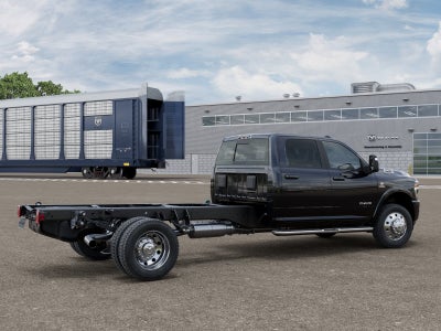 2026 RAM 5500 Chassis Cab RAM 5500 BIG HORN CHASSIS CREW CAB 4X4 84' CA