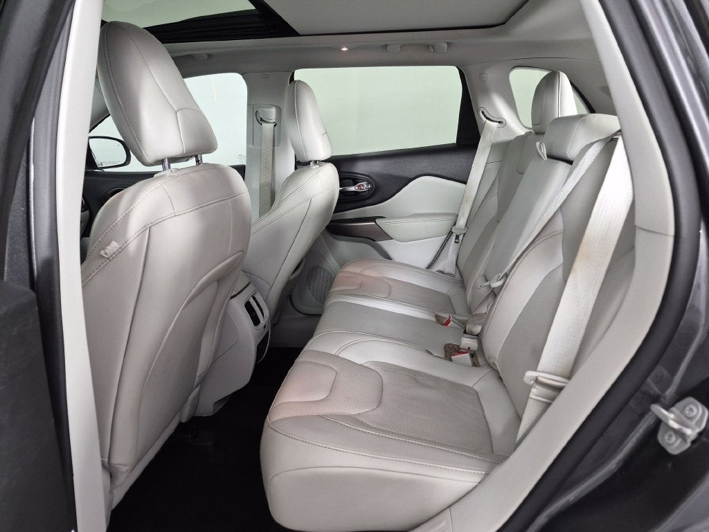 2022 Jeep Cherokee Latitude Lux