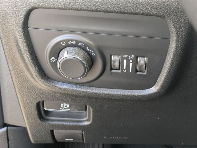 2026 Jeep Grand Cherokee Altitude