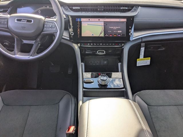 2026 Jeep Grand Cherokee Altitude