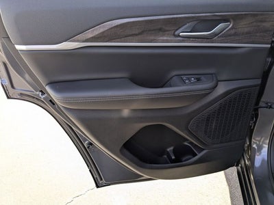 2026 Jeep Grand Cherokee Altitude