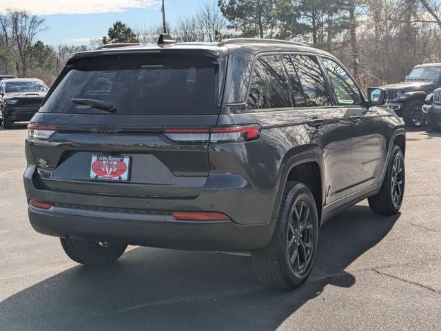 2026 Jeep Grand Cherokee Altitude