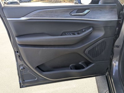 2026 Jeep Grand Cherokee Altitude