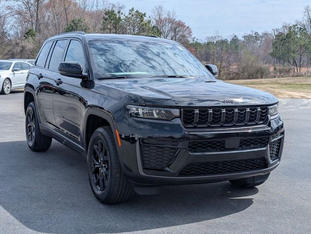 2026 Jeep Grand Cherokee Altitude