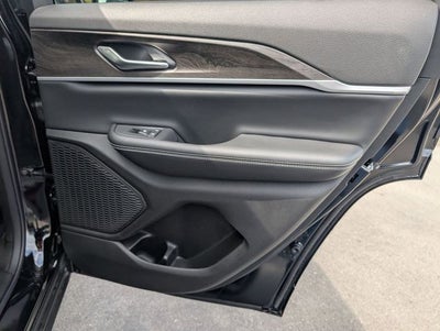 2026 Jeep Grand Cherokee Altitude