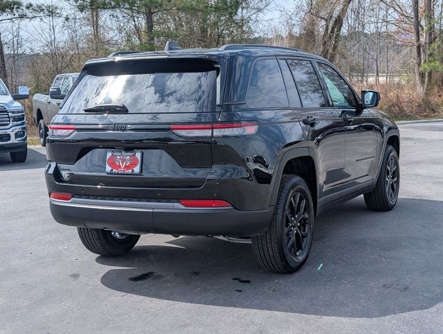 2026 Jeep Grand Cherokee Altitude