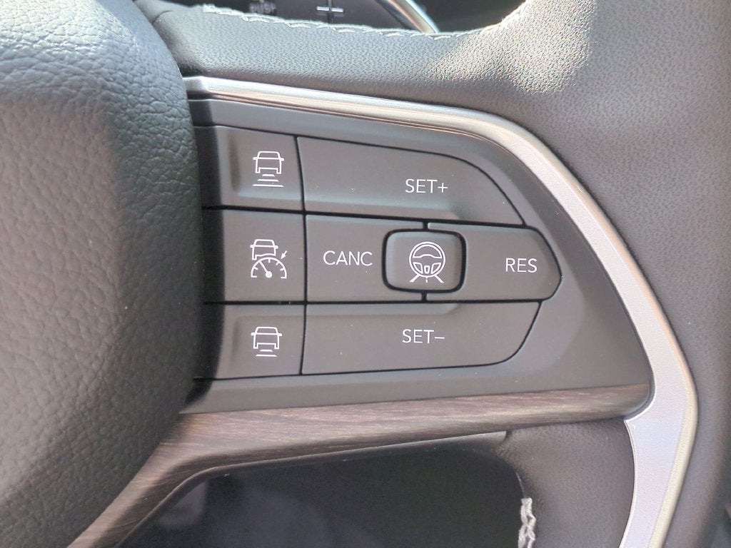 2027 Jeep Grand Cherokee Limited