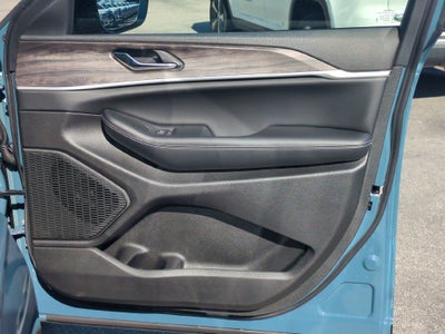 2027 Jeep Grand Cherokee Limited