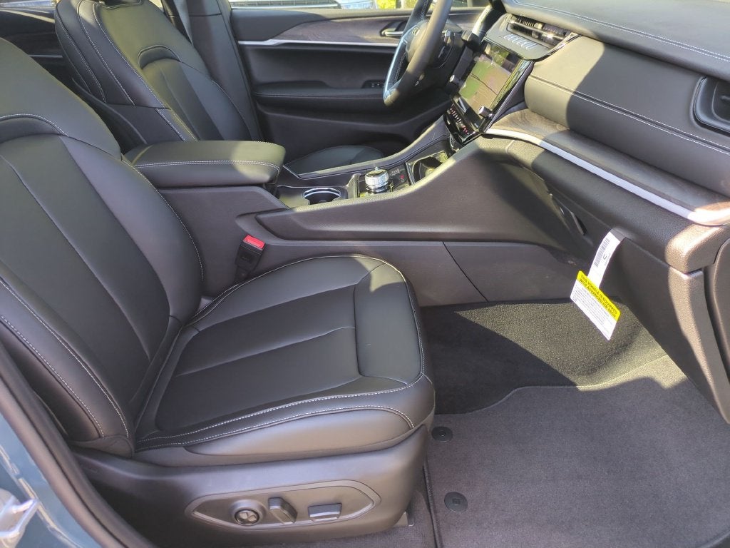 2027 Jeep Grand Cherokee Limited