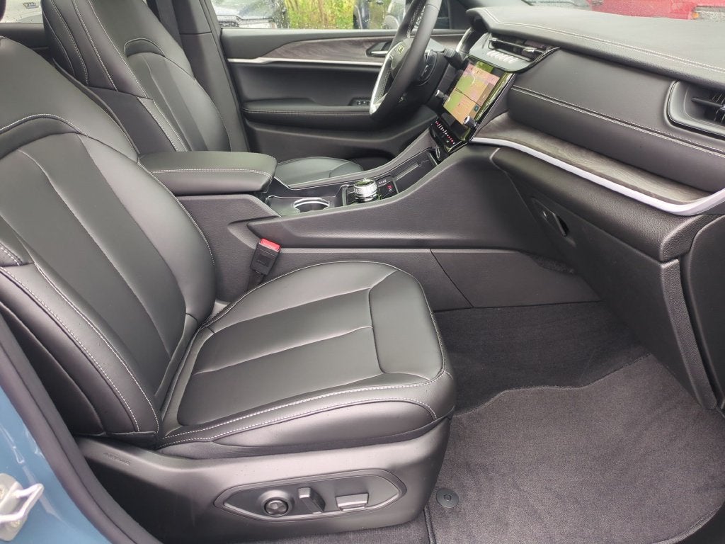 2027 Jeep Grand Cherokee Limited