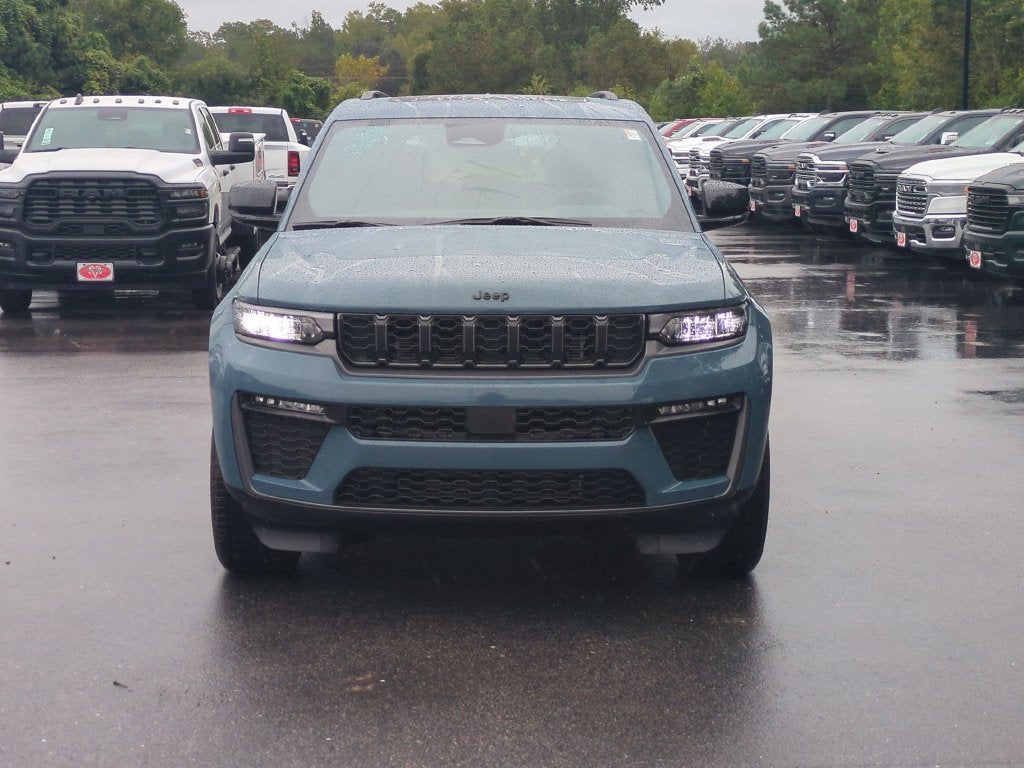 2027 Jeep Grand Cherokee Limited