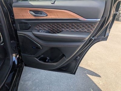 2026 Jeep Grand Cherokee Summit