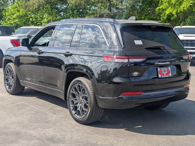 2026 Jeep Grand Cherokee Summit