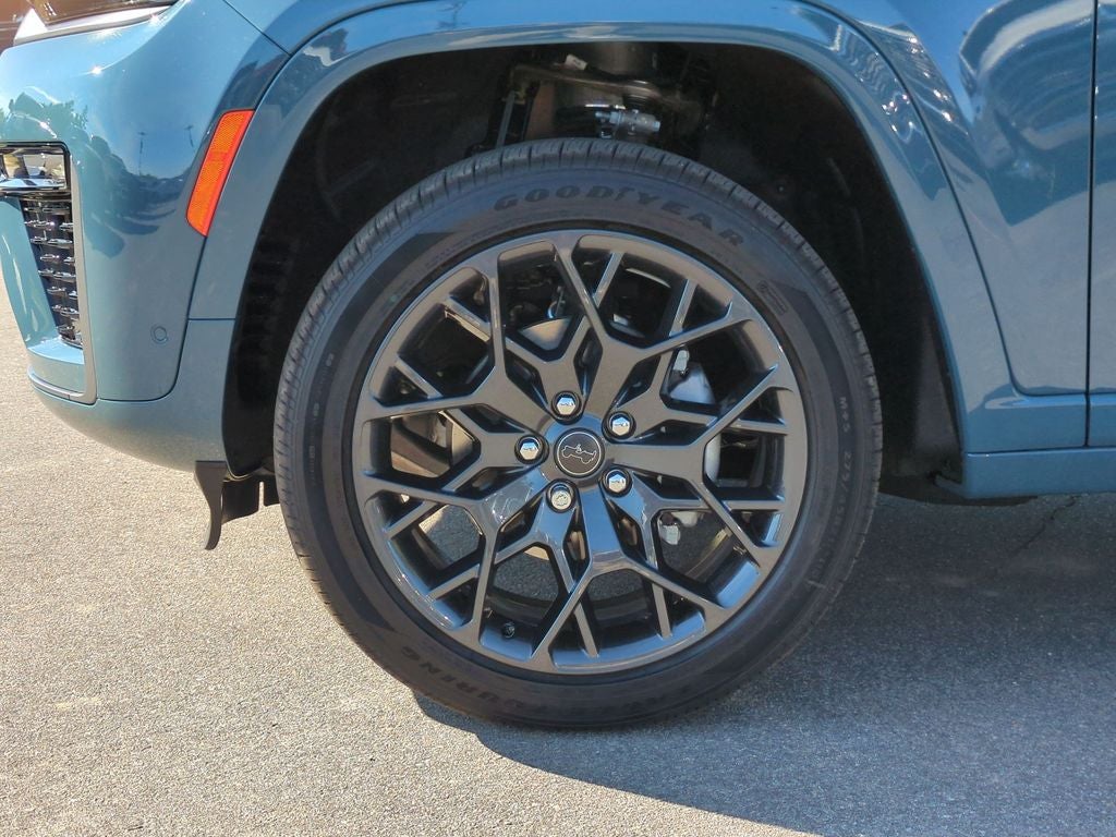 2027 Jeep Grand Cherokee Summit