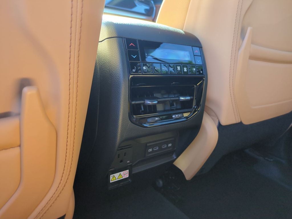 2027 Jeep Grand Cherokee Summit