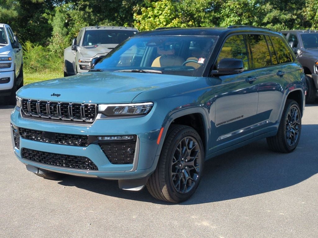 2027 Jeep Grand Cherokee Summit