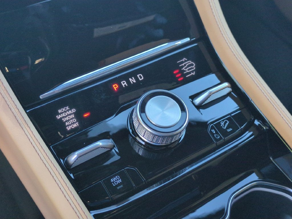 2027 Jeep Grand Cherokee Summit
