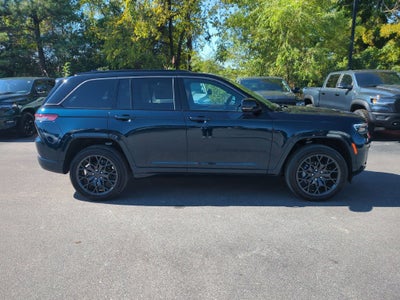 2027 Jeep Grand Cherokee Summit