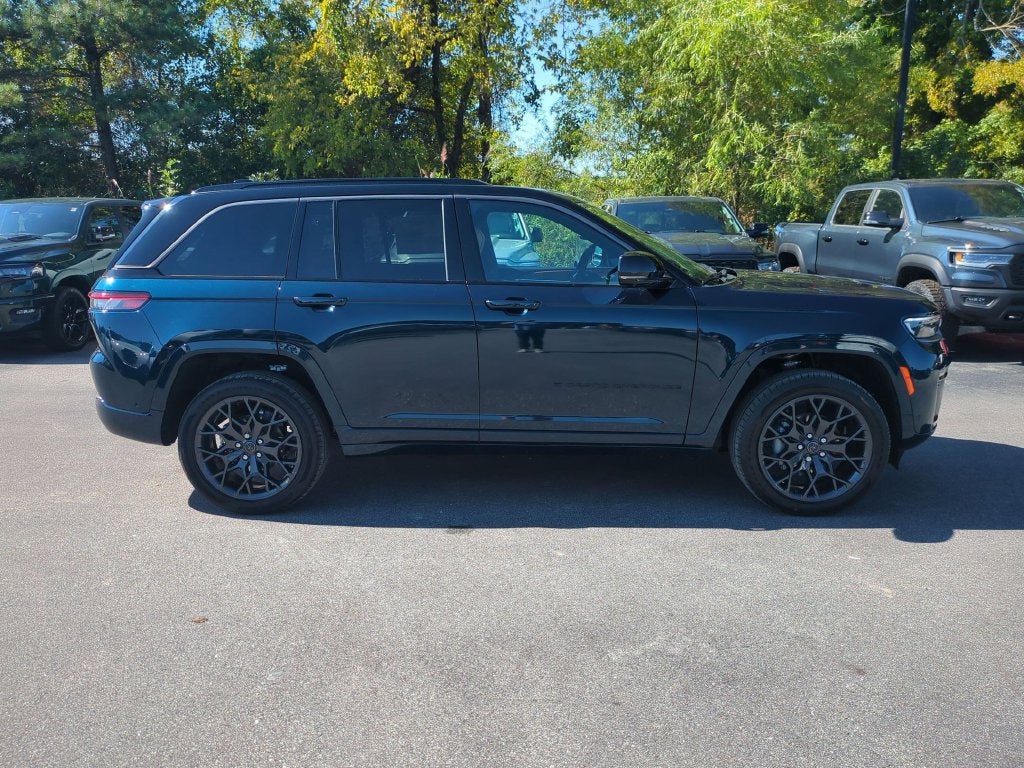 2027 Jeep Grand Cherokee Summit