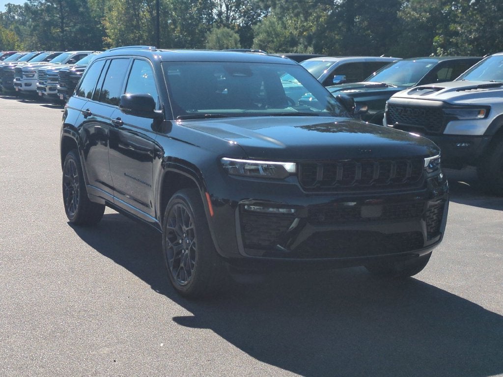 2027 Jeep Grand Cherokee Summit
