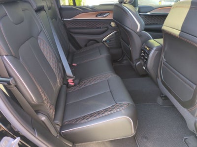 2027 Jeep Grand Cherokee Summit
